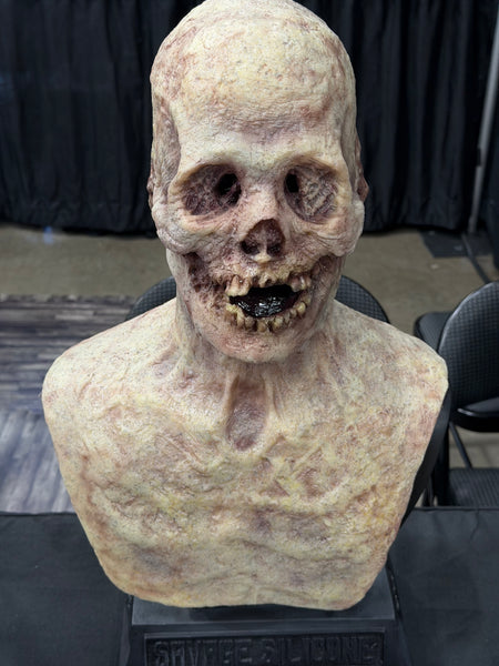 IN STOCK - “Catacombs” Pale Yellow paint Transworld Display (Copy)