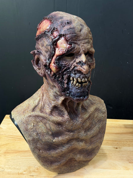 IN STOCK - Corpse Undead
