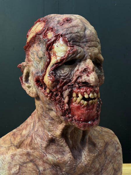 IN STOCK - Corpse Flesh custom crimson head paint